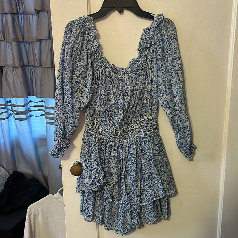 Flowy flower dress, perfect for many occasions!
